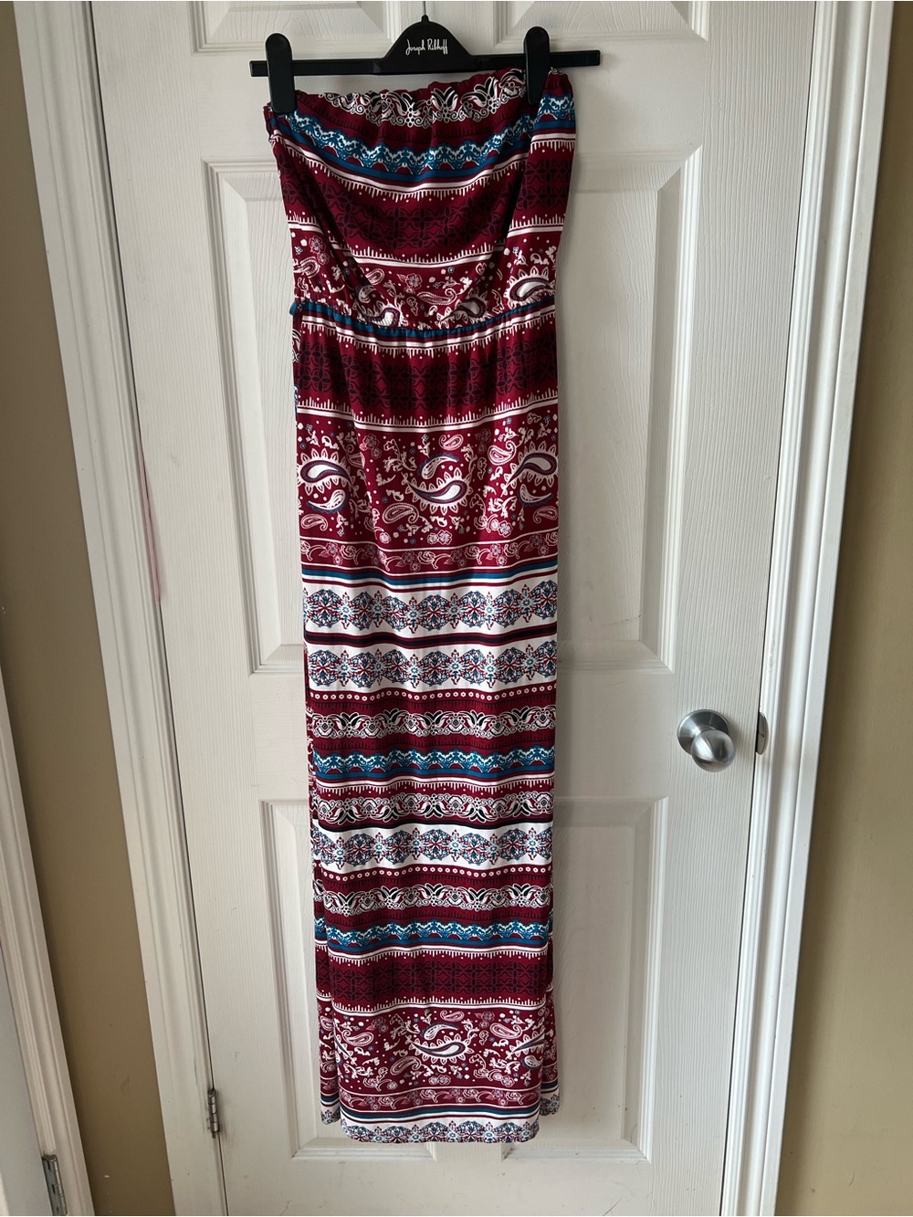 Ardene Strapless Maxi Dress in Burgundy with Blue and White Accents